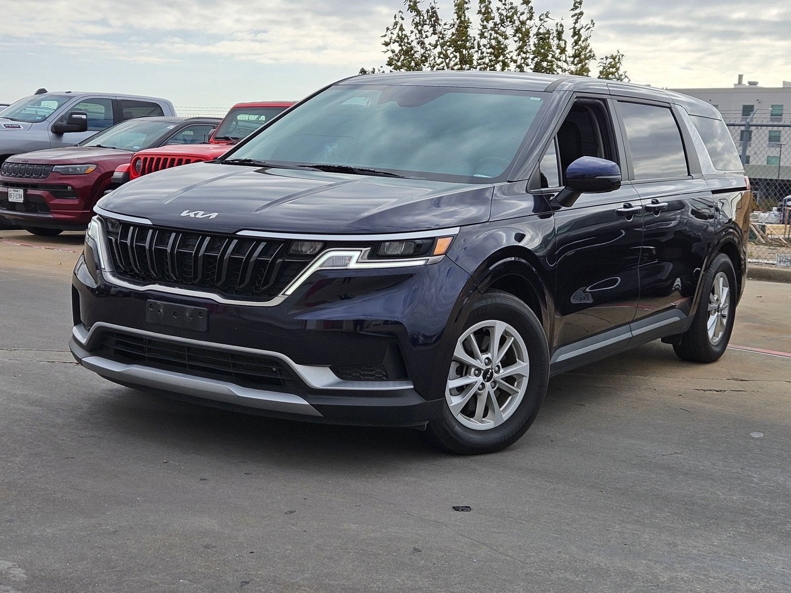 2024 Kia Carnival LX Seat Pkg's photo