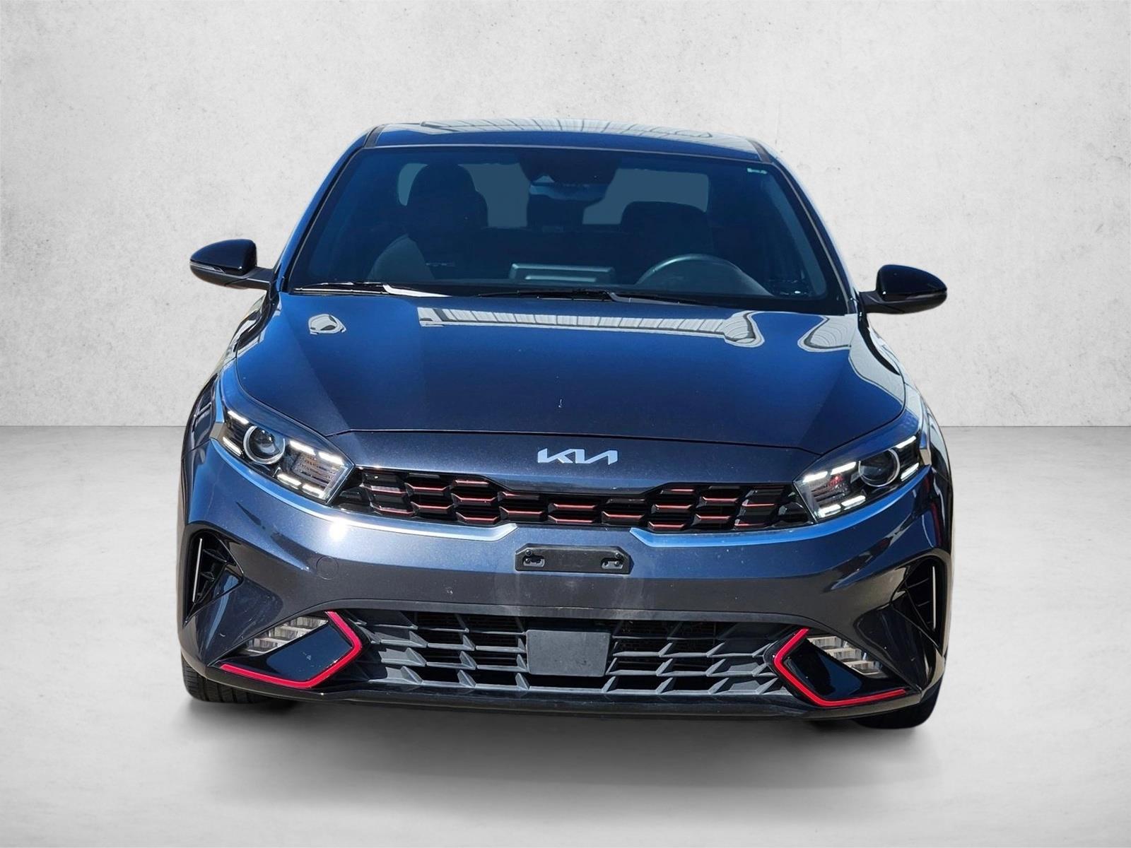 2022 Kia Forte GT-Line photo 2