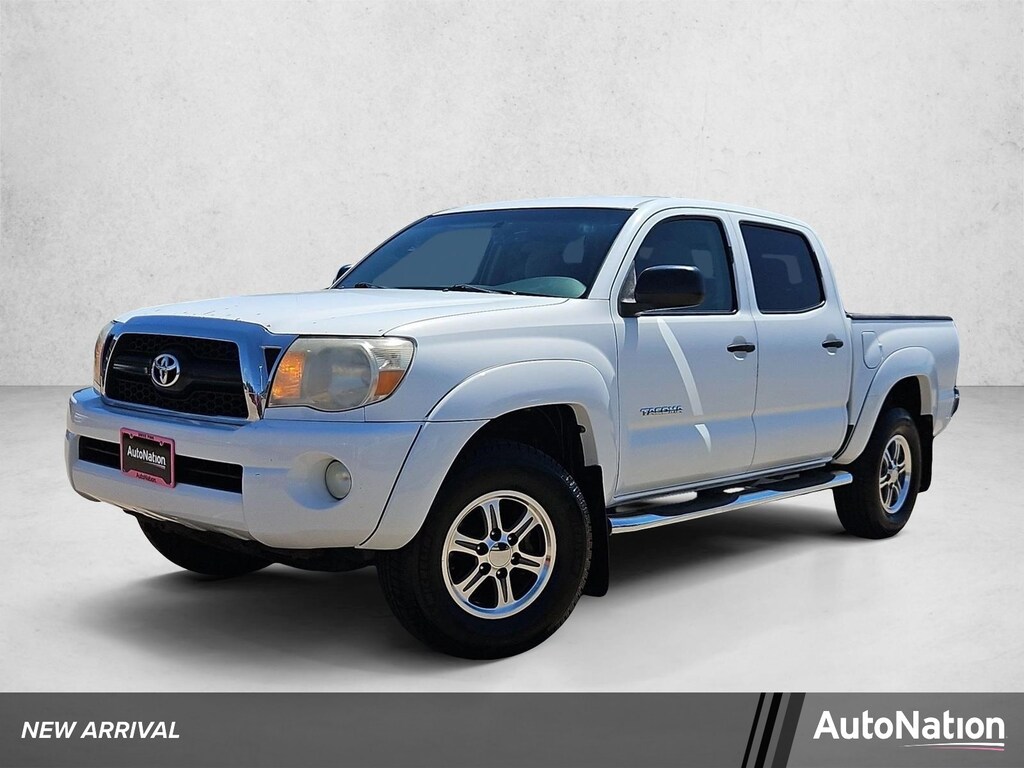Used 2011 Toyota Tacoma PreRunner Crew Cab Pickup