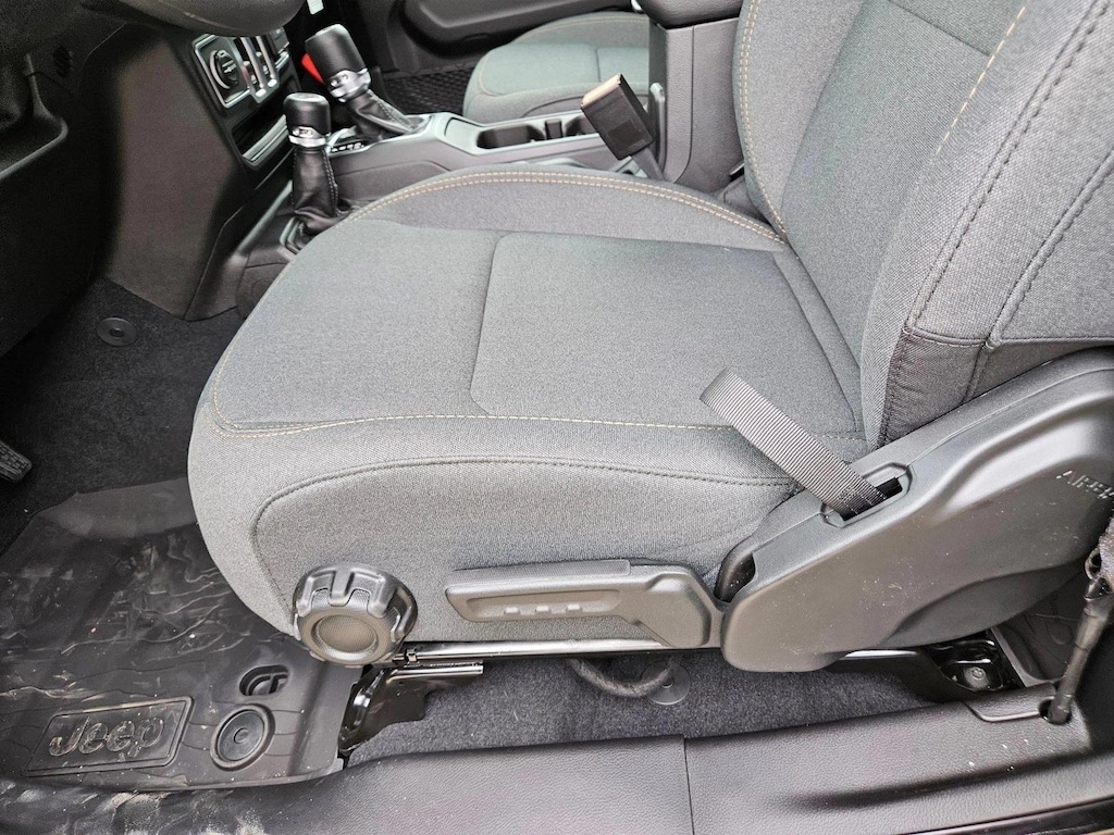 New 2026 Jeep Wrangler Sport SUV