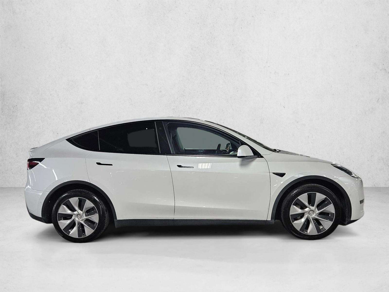 2021 Tesla Model Y Long Range photo 4