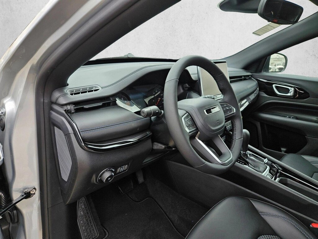 New 2026 Jeep Compass Latitude Altitude SUV