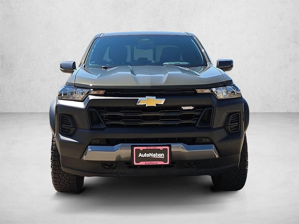 Used 2025 Chevrolet Colorado 4WD Trail Boss Crew Cab Pickup