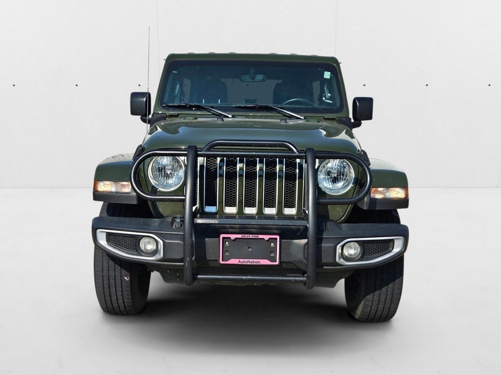 2021 Jeep Wrangler Unlimited Sahara photo 2