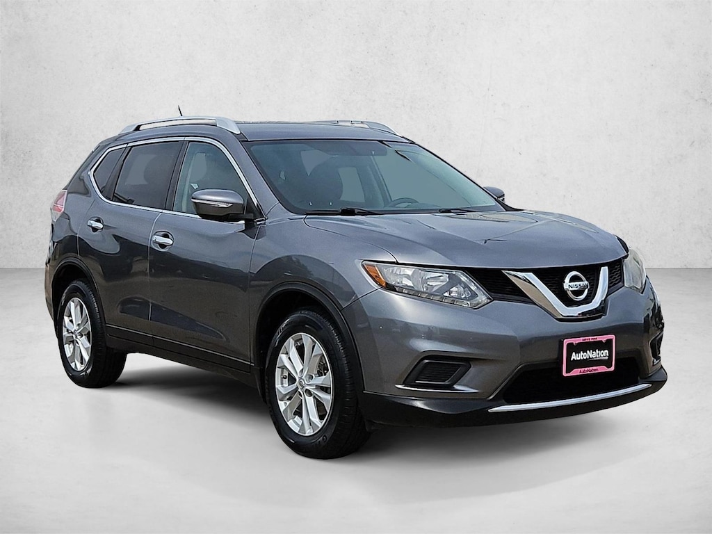 Used 2015 Nissan Rogue SV Sport Utility