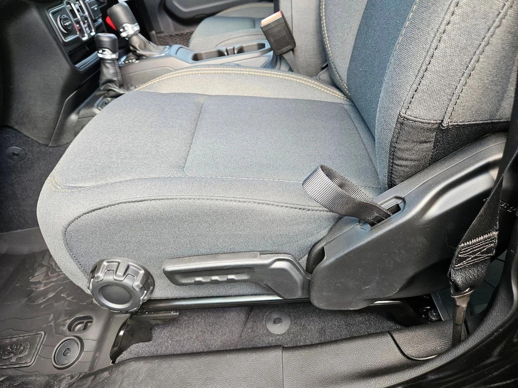 New 2026 Jeep Gladiator Sport Truck Crew Cab