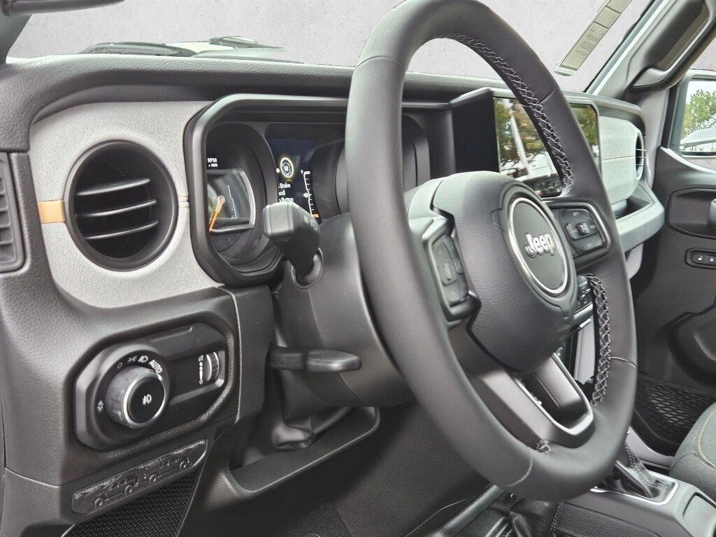 New 2026 Jeep Wrangler Sport S SUV