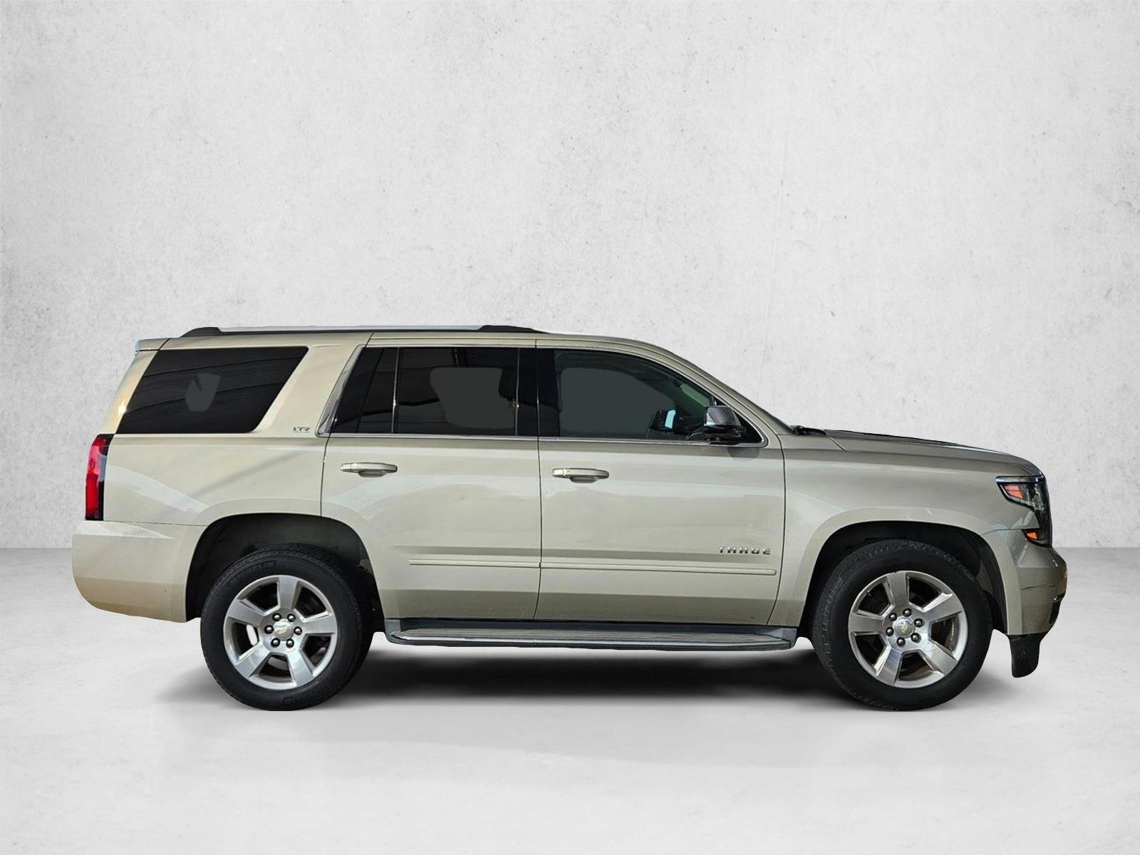 2015 Chevrolet Tahoe LTZ photo 3