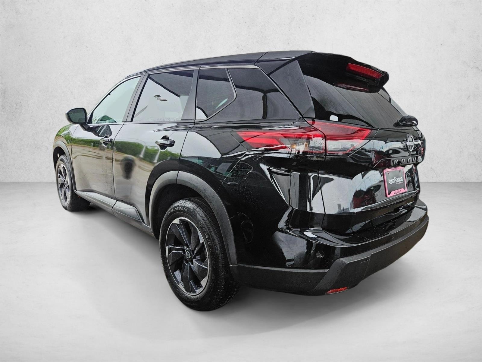 2025 Nissan Rogue SV - Photo 8
