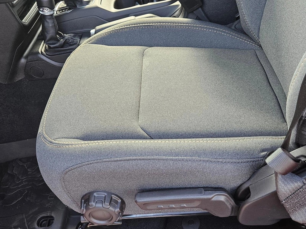 New 2026 Jeep Gladiator Sport Truck Crew Cab