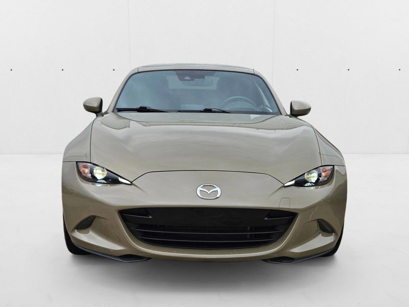 2023 Mazda MX-5 Miata Miata RF Grand Touring photo 2