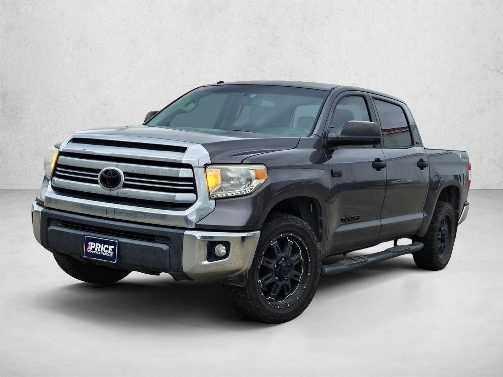 2017 Toyota Tundra SR5