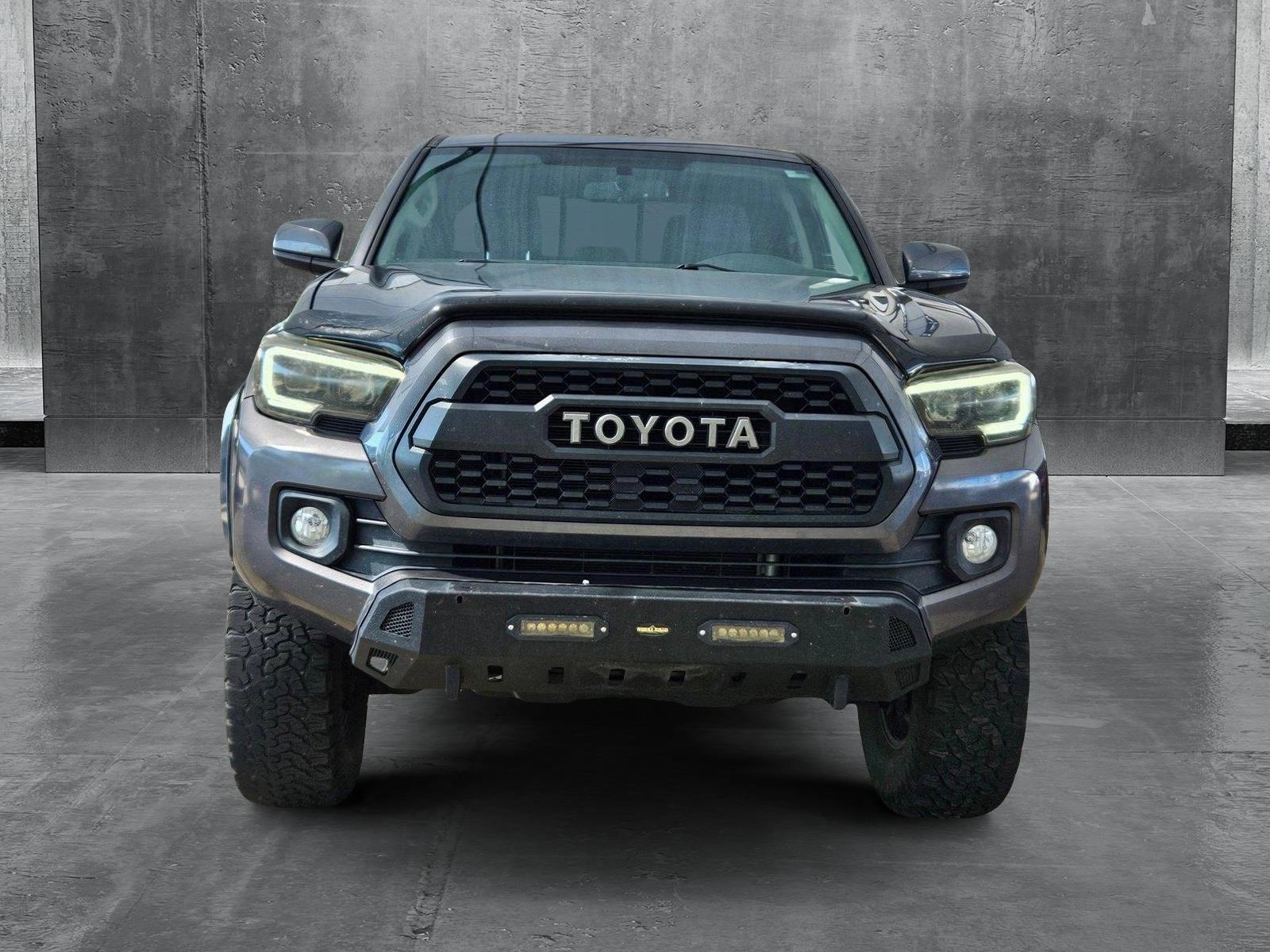 Used 2017 Toyota Tacoma SR5 with VIN 5TFAZ5CN4HX036551 for sale in Fort Worth, TX