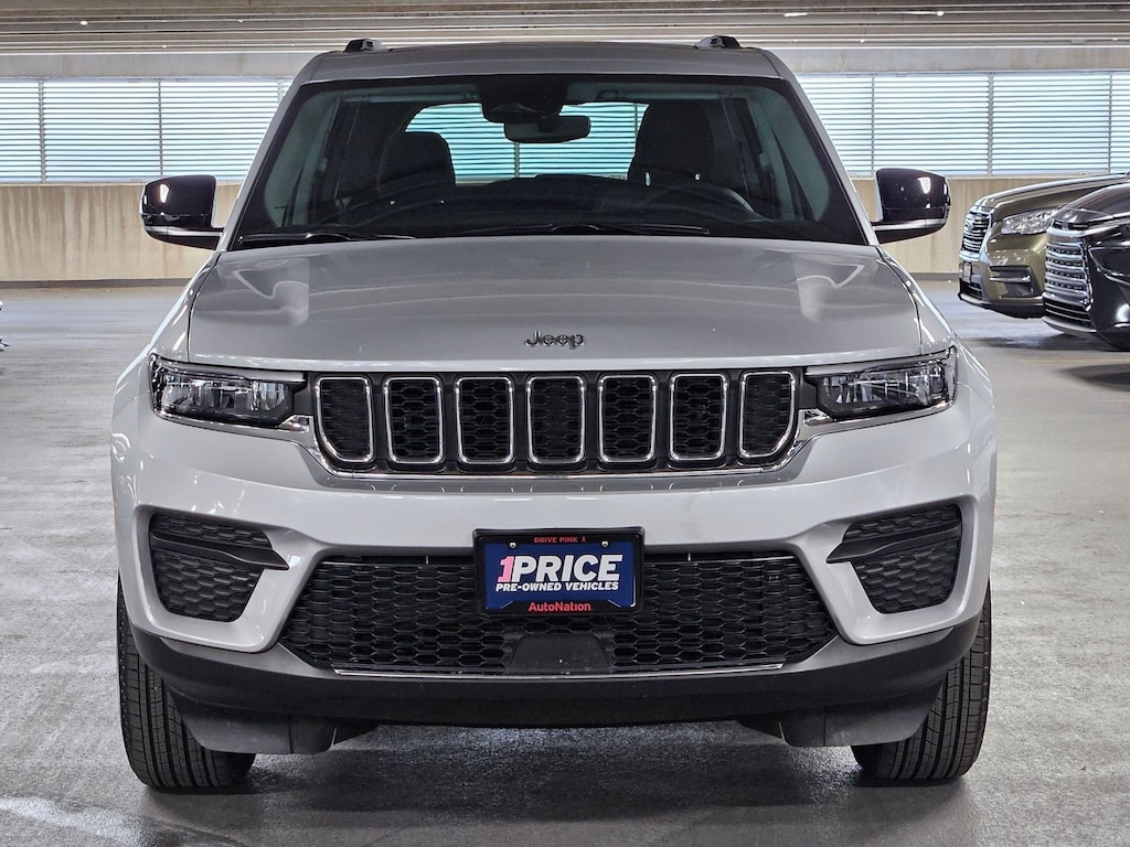 Used 2024 Jeep Grand Cherokee Laredo X Sport Utility