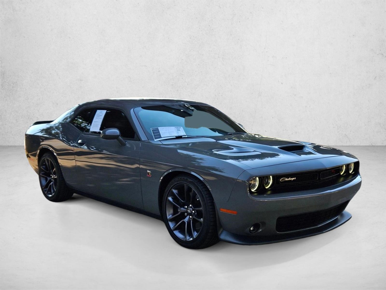 2023 Dodge Challenger R/T Scat Pack photo 3