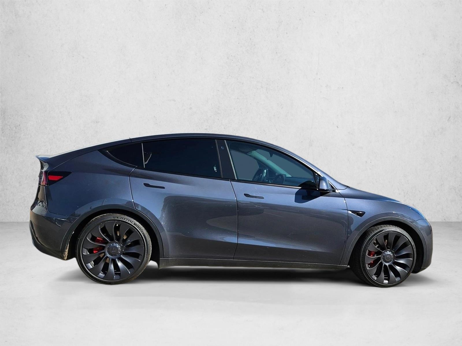 2023 Tesla Model Y Performance photo 4