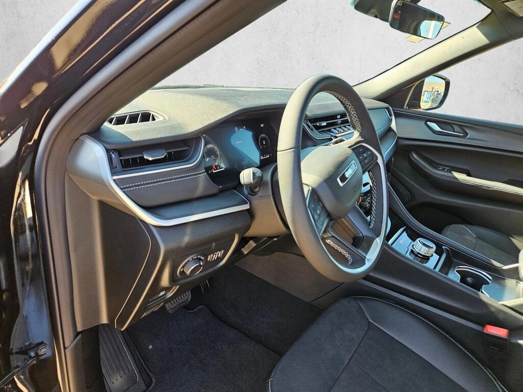 New 2025 Jeep Grand Cherokee Altitude X SUV