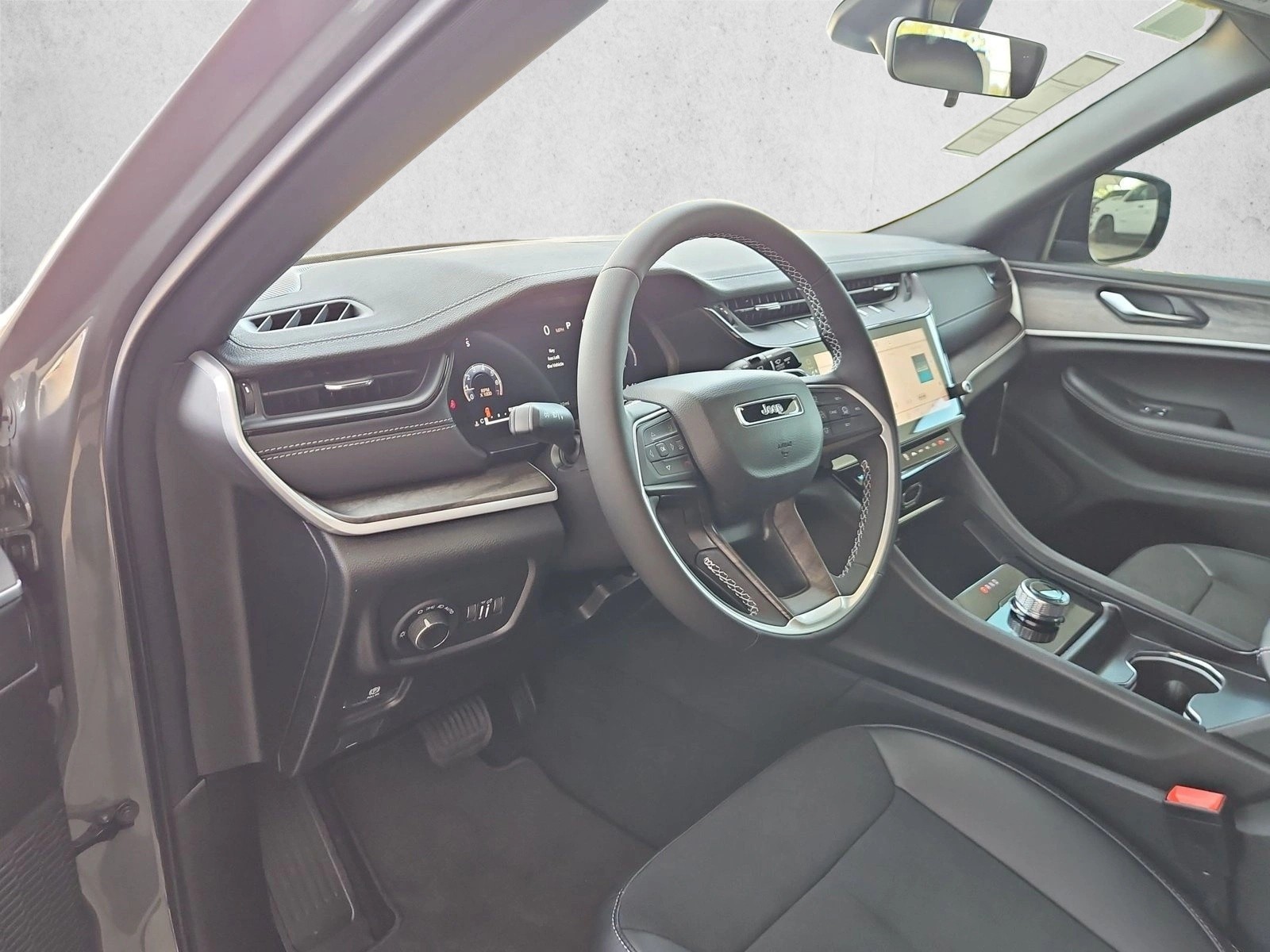 New 2027 Jeep Grand Cherokee L 3 Row Laredo Altitude SUV