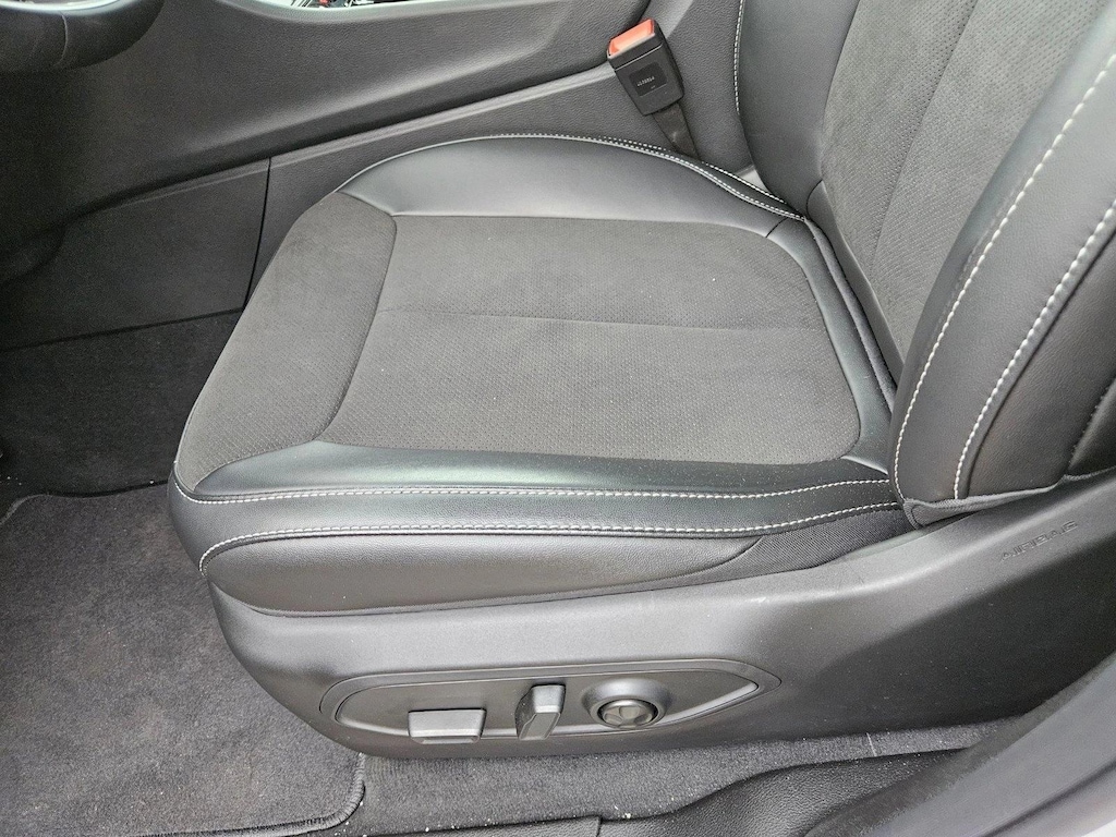 New 2025 Jeep Grand Cherokee Altitude X SUV