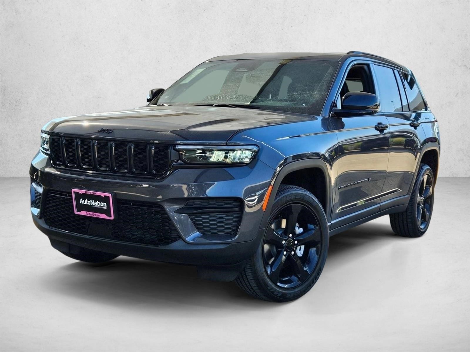 2025 Jeep Grand Cherokee Altitude's photo