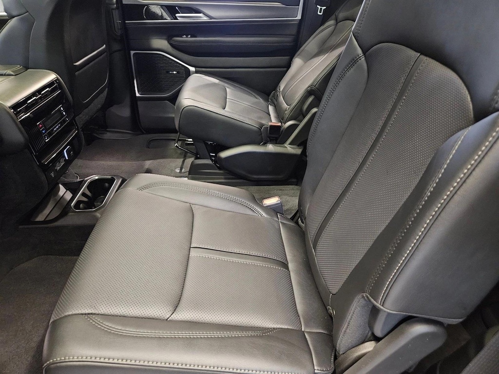 New 2025 Jeep Wagoneer Series II Carbide SUV