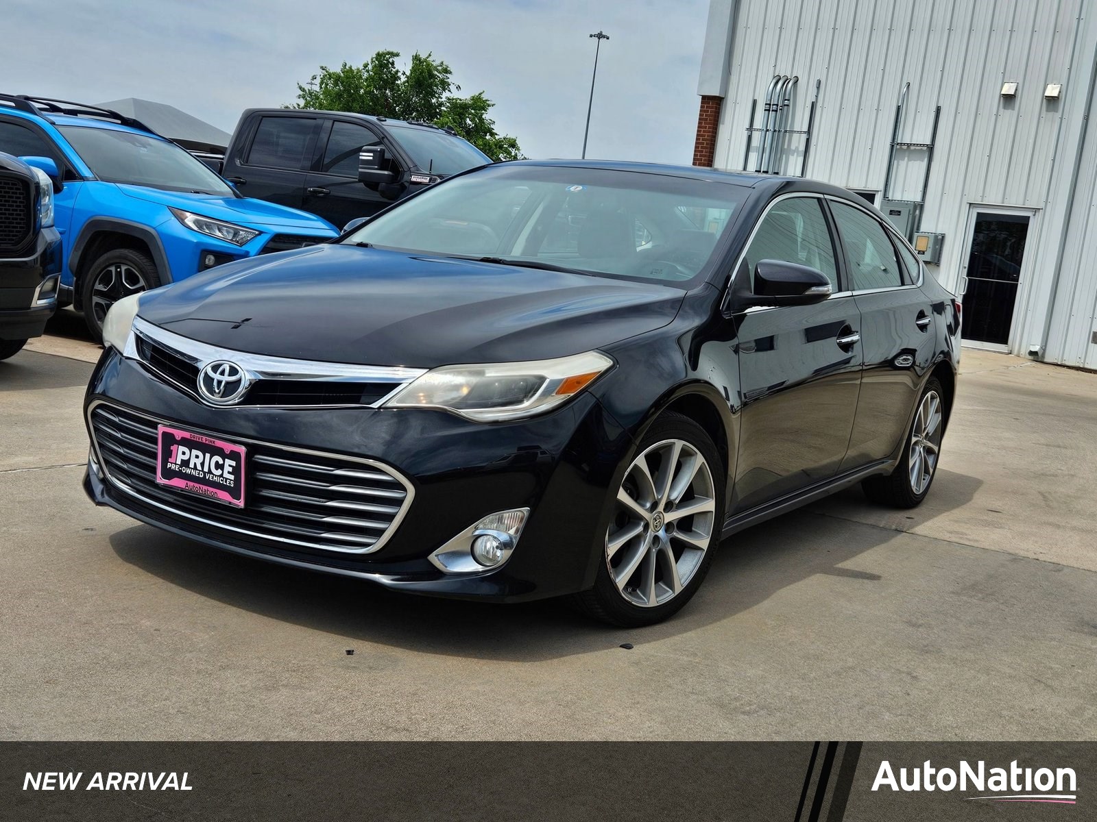 2015 Toyota Avalon XLE Touring's photo