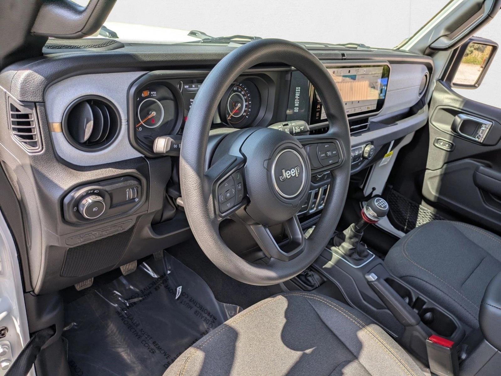 2025 Jeep Wrangler Sport photo 3