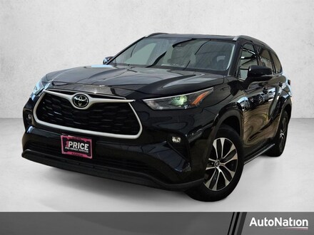 2022 Toyota Highlander XLE Sport Utility
