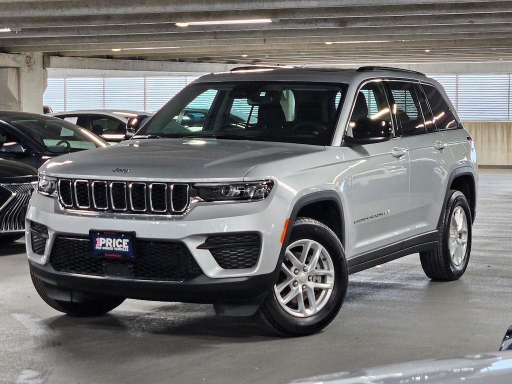 Used 2024 Jeep Grand Cherokee Laredo X Sport Utility