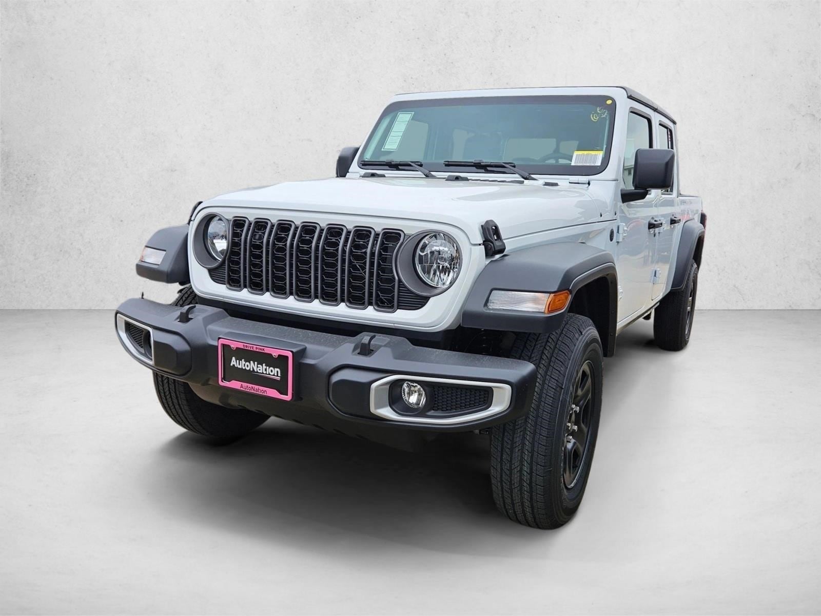 2026 Jeep Gladiator Sport's photo