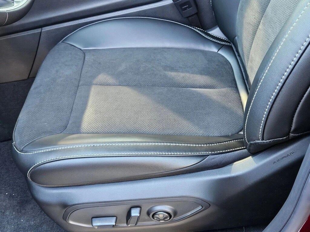 New 2025 Jeep Grand Cherokee Altitude X SUV