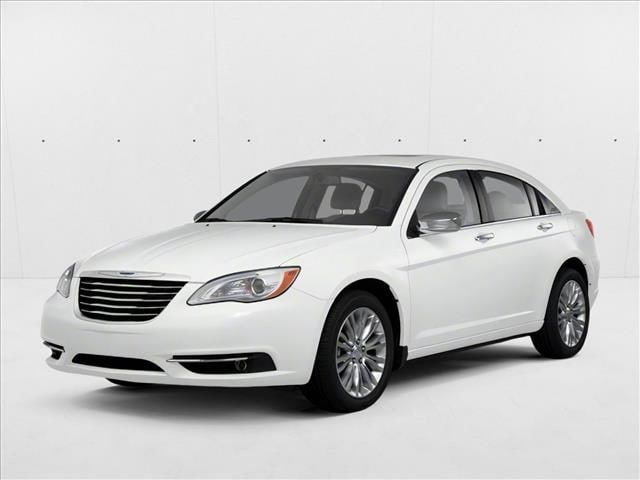 2012 Chrysler 200 Touring's photo