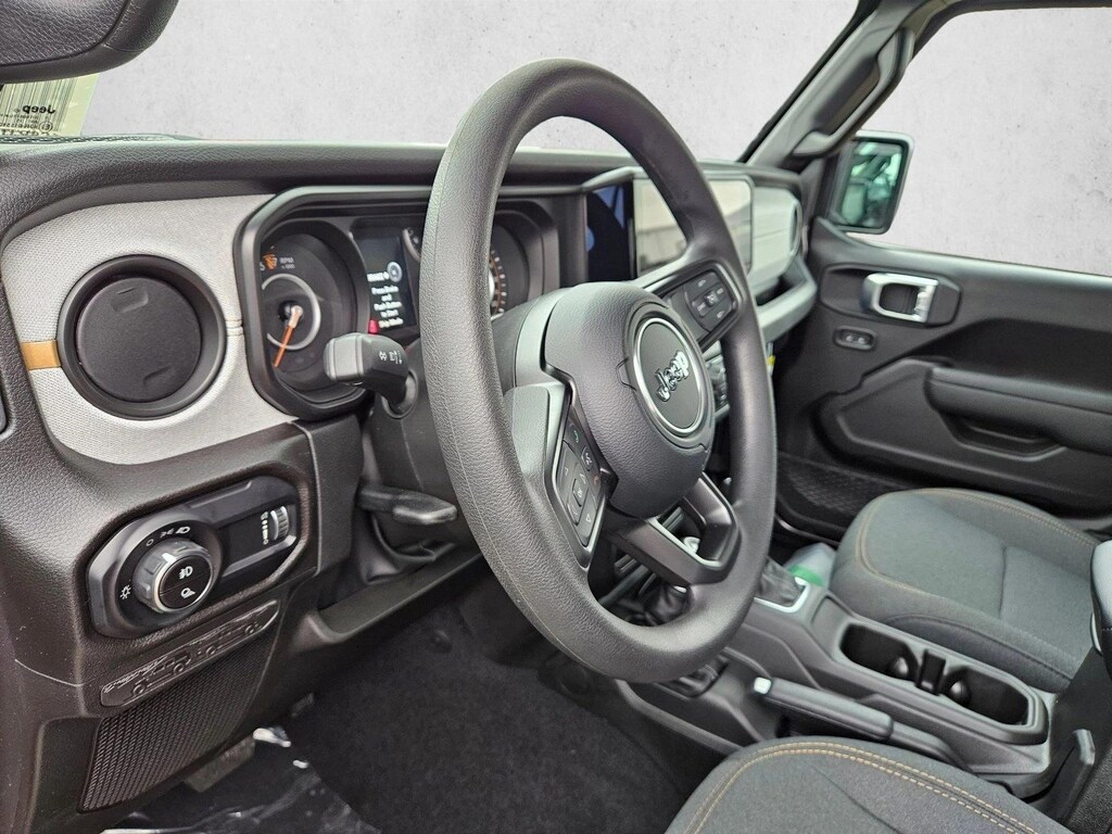 New 2026 Jeep Gladiator Sport Truck Crew Cab