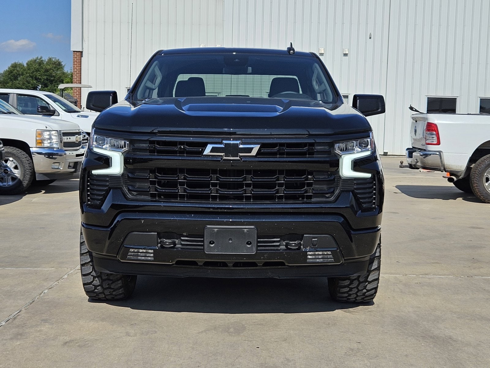 Used 2023 Chevrolet Silverado 1500 RST with VIN 1GCUDEE85PZ304285 for sale in Fort Worth, TX