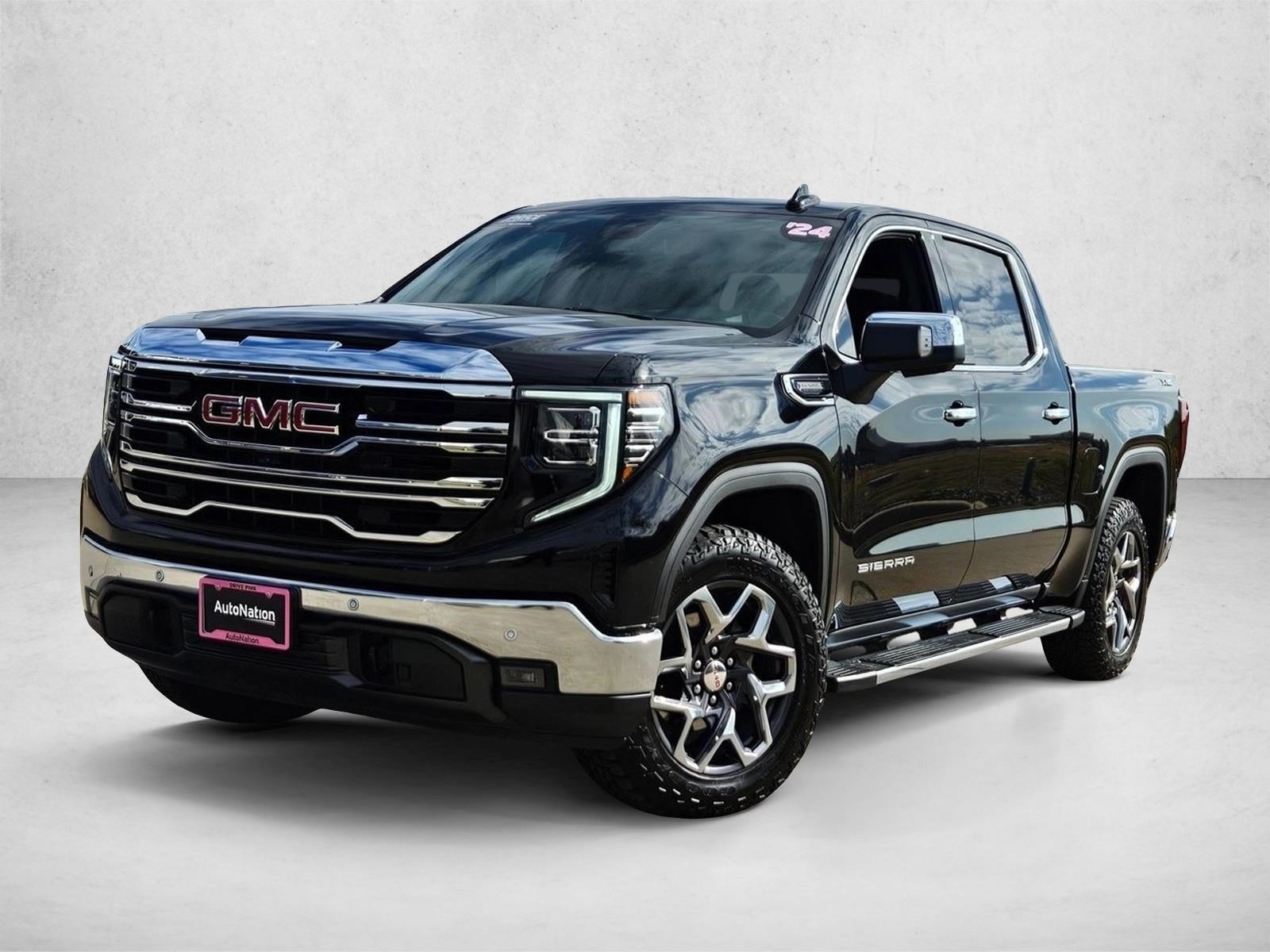 2024 GMC Sierra 1500 SLT's photo