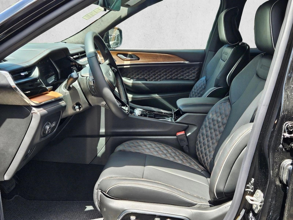 New 2026 Jeep Grand Cherokee Summit SUV
