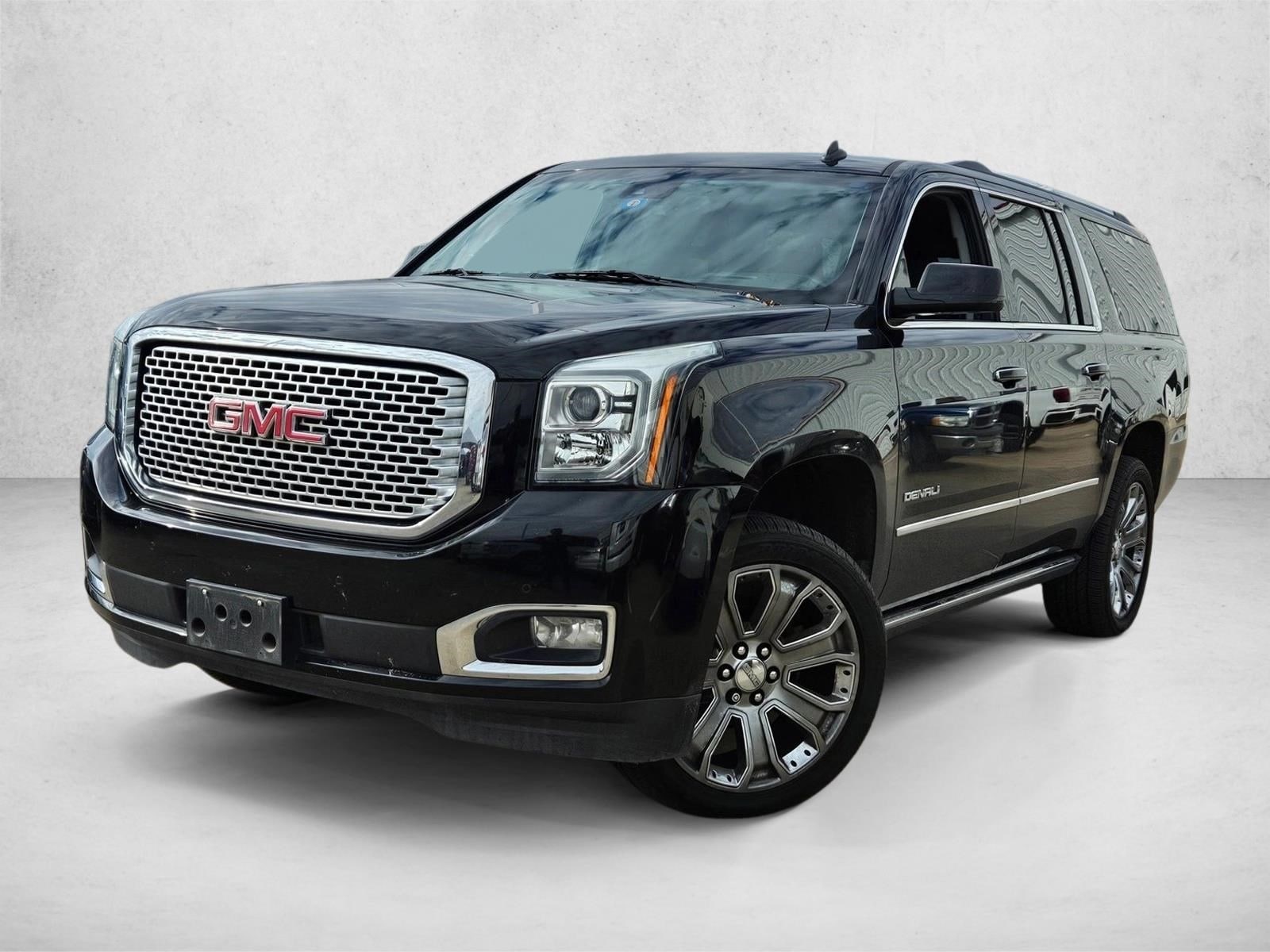 2015 GMC Yukon XL Denali's photo