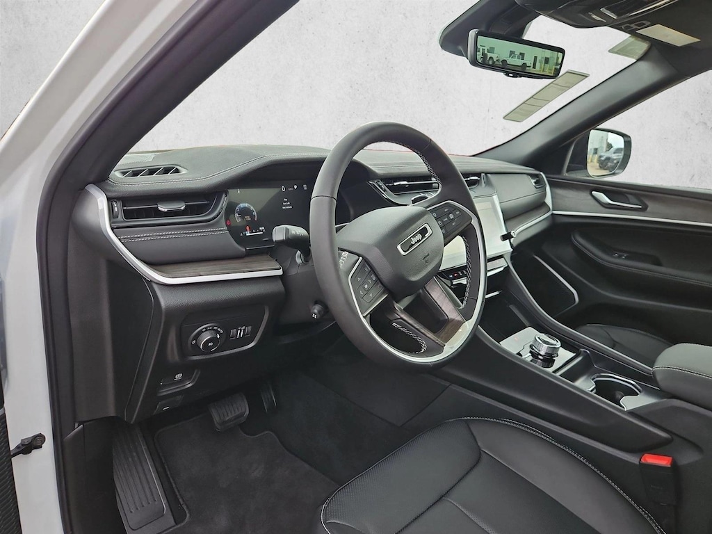 New 2027 Jeep Grand Cherokee Limited Reserve SUV