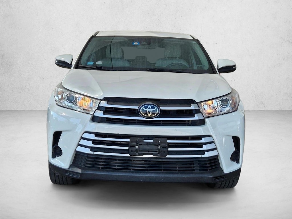 Used 2018 Toyota Highlander LE Sport Utility