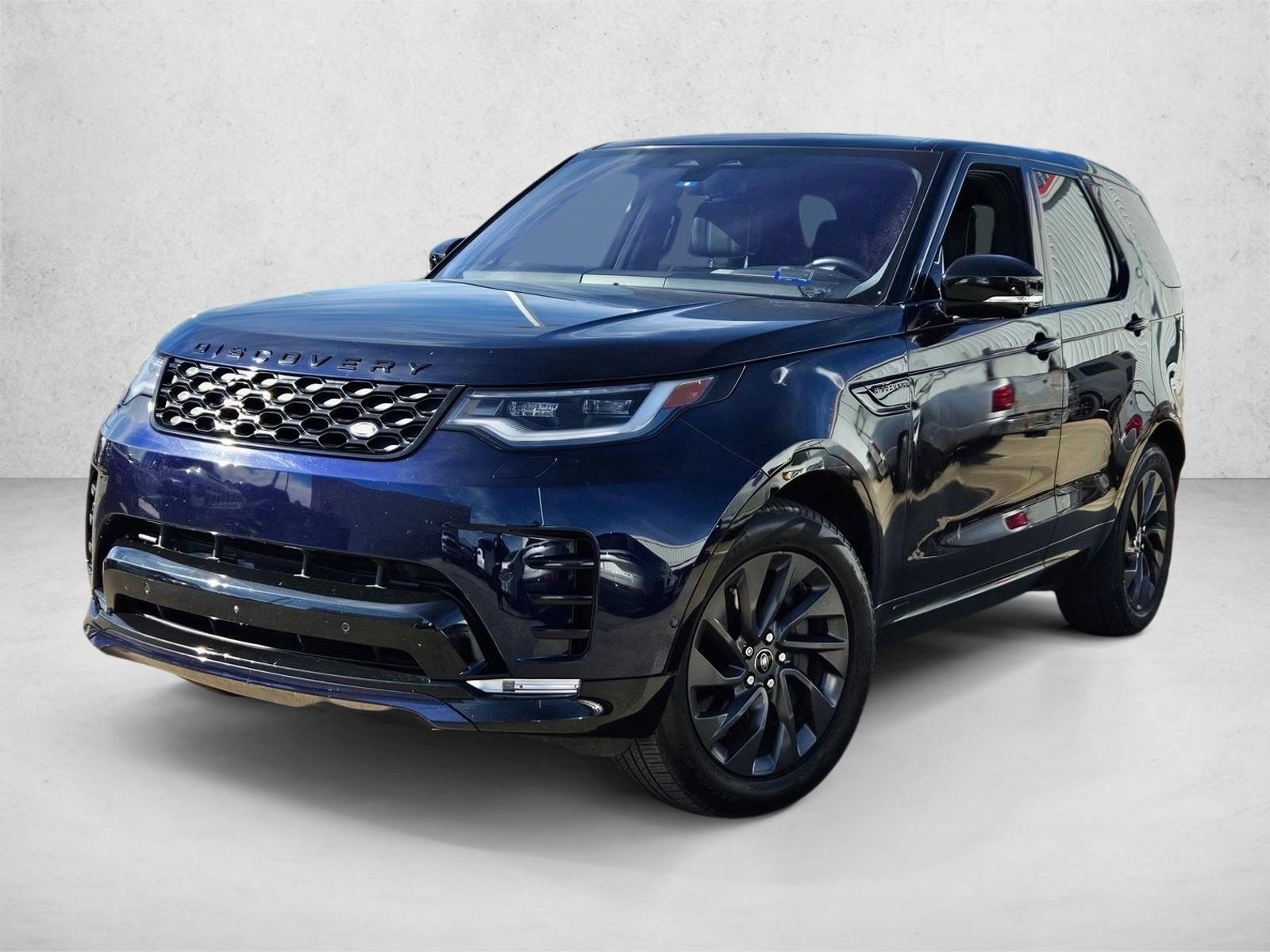 2022 Land Rover Discovery S R Dynamic's photo
