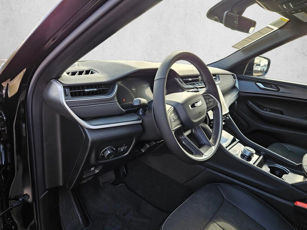 New 2025 Jeep Grand Cherokee Altitude X SUV