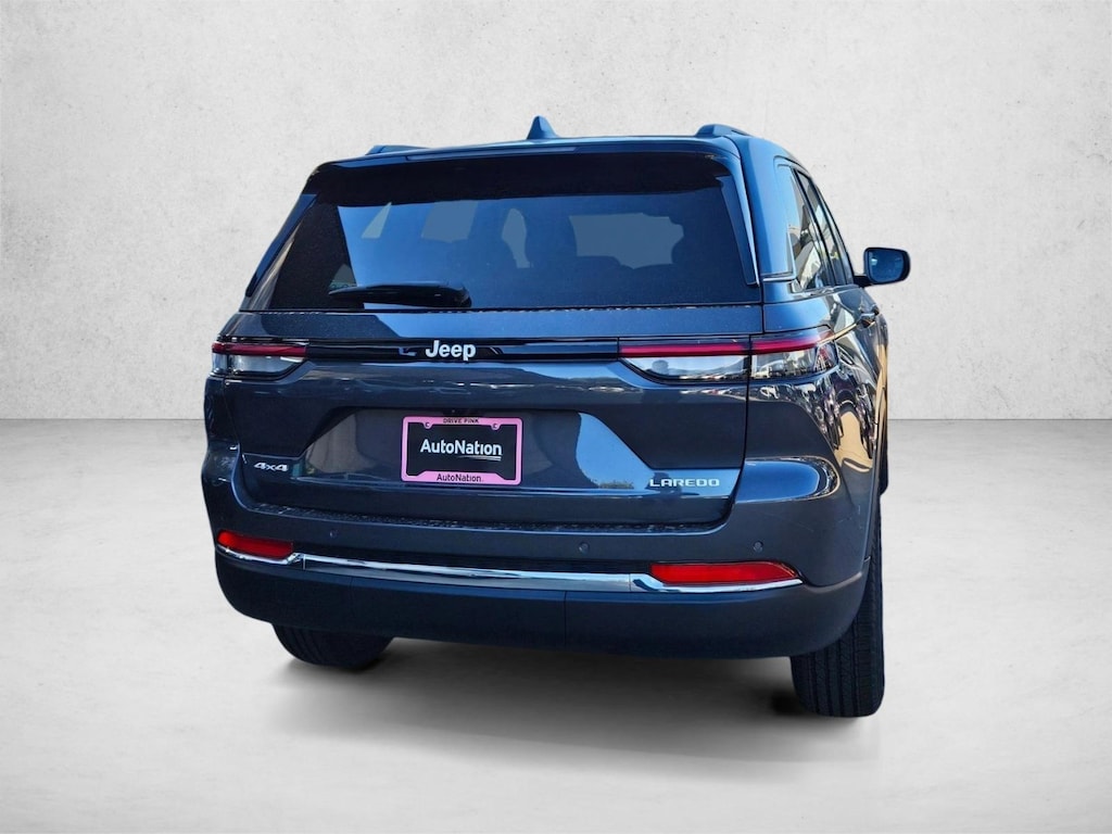 New 2025 Jeep Grand Cherokee Laredo SUV