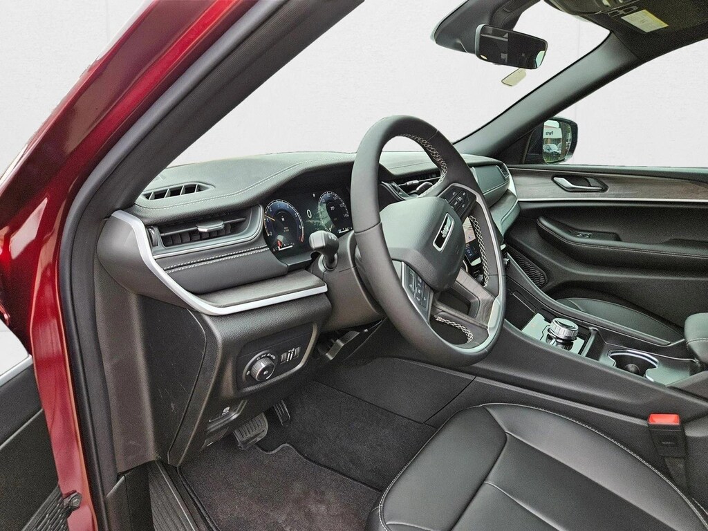 New 2025 Jeep Grand Cherokee Limited SUV