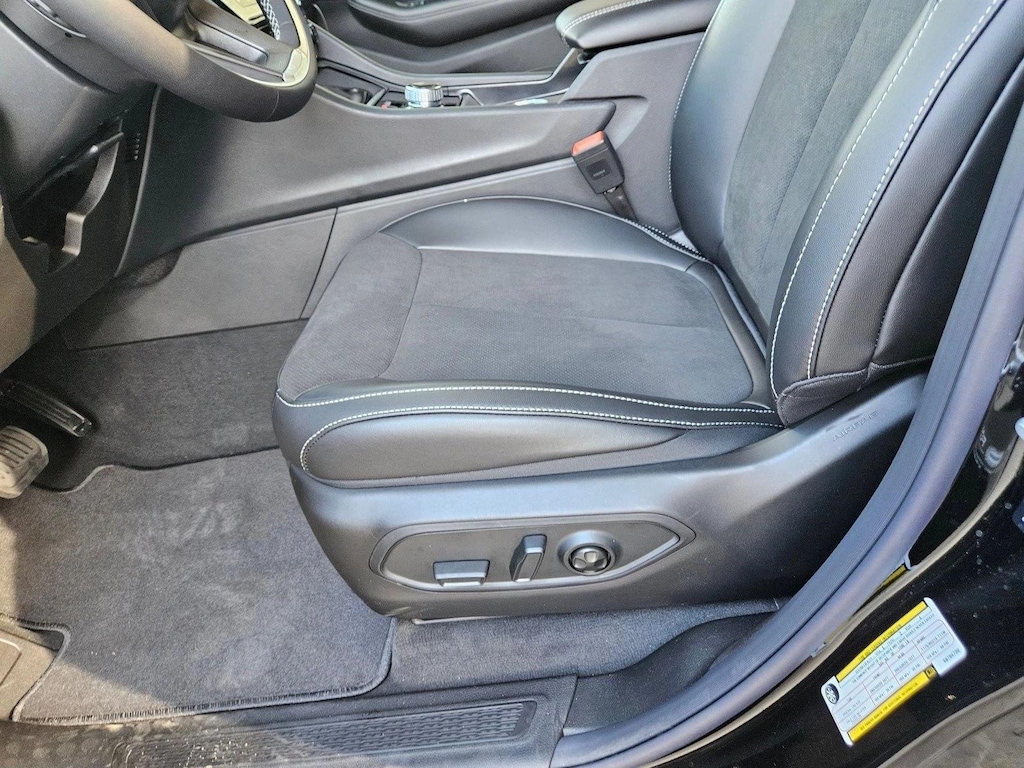 New 2025 Jeep Grand Cherokee Altitude X SUV