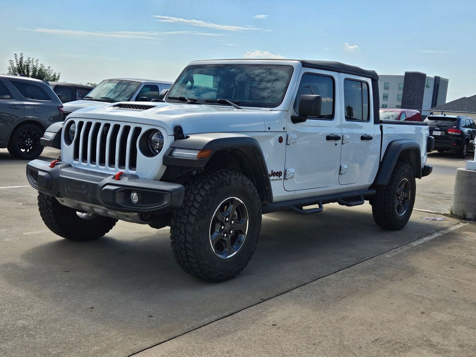 2021 Jeep Gladiator Mojave's photo