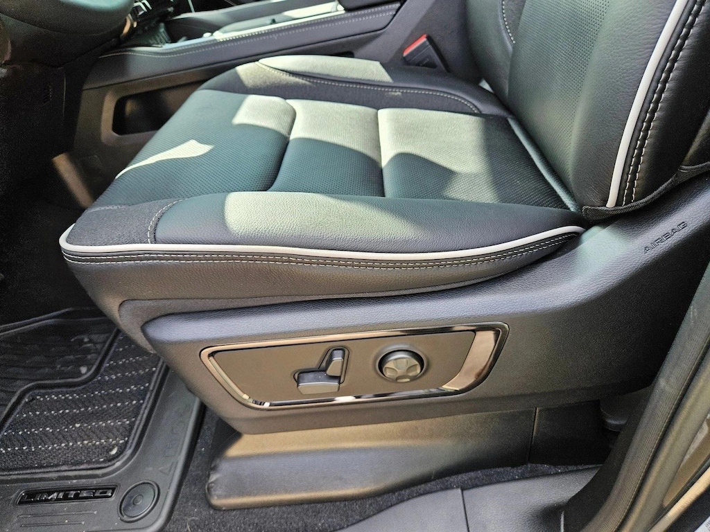 New 2026 Ram 1500 Limited Truck Crew Cab