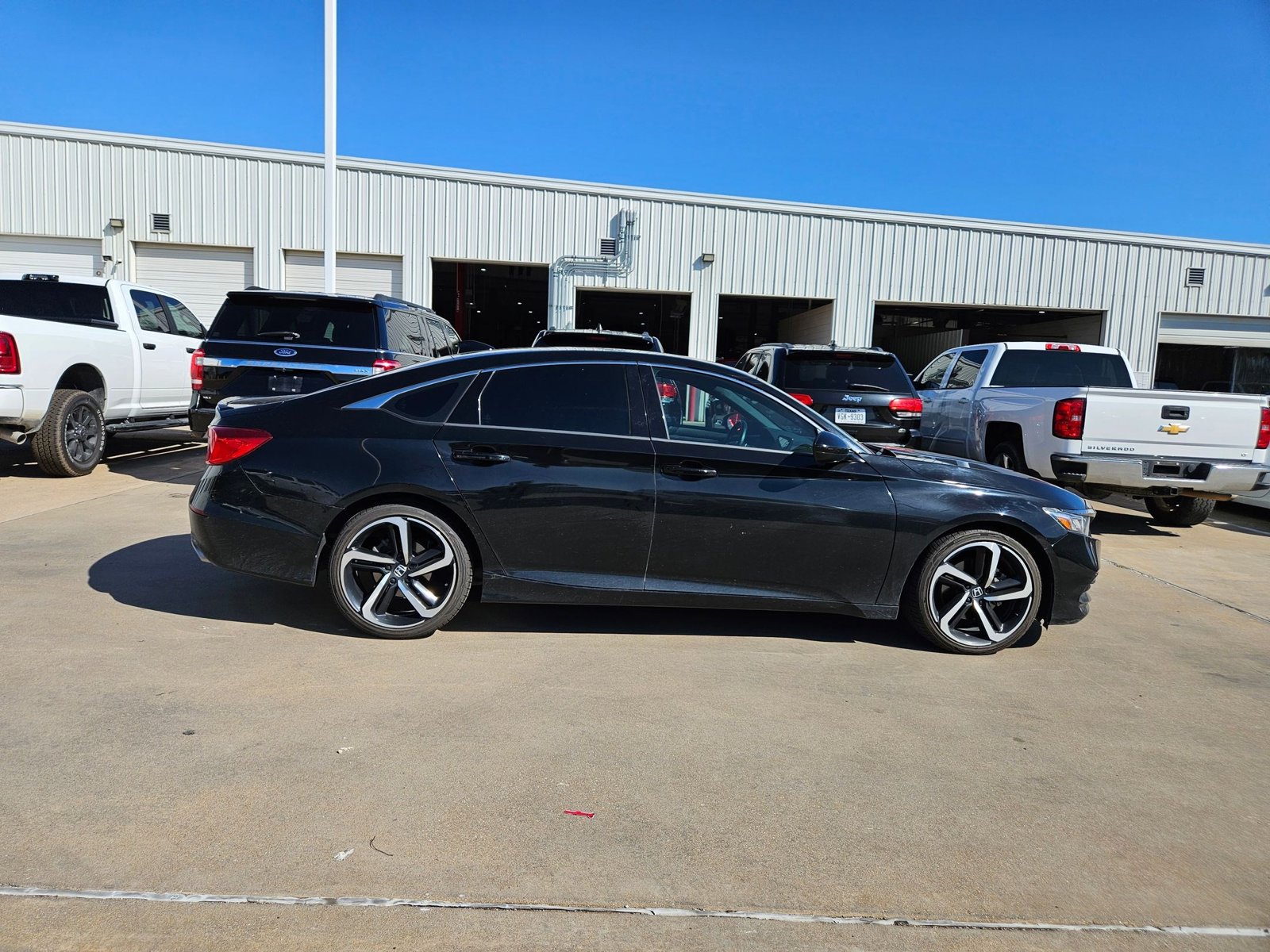 2018 Honda Accord Sport 1.5T photo 2
