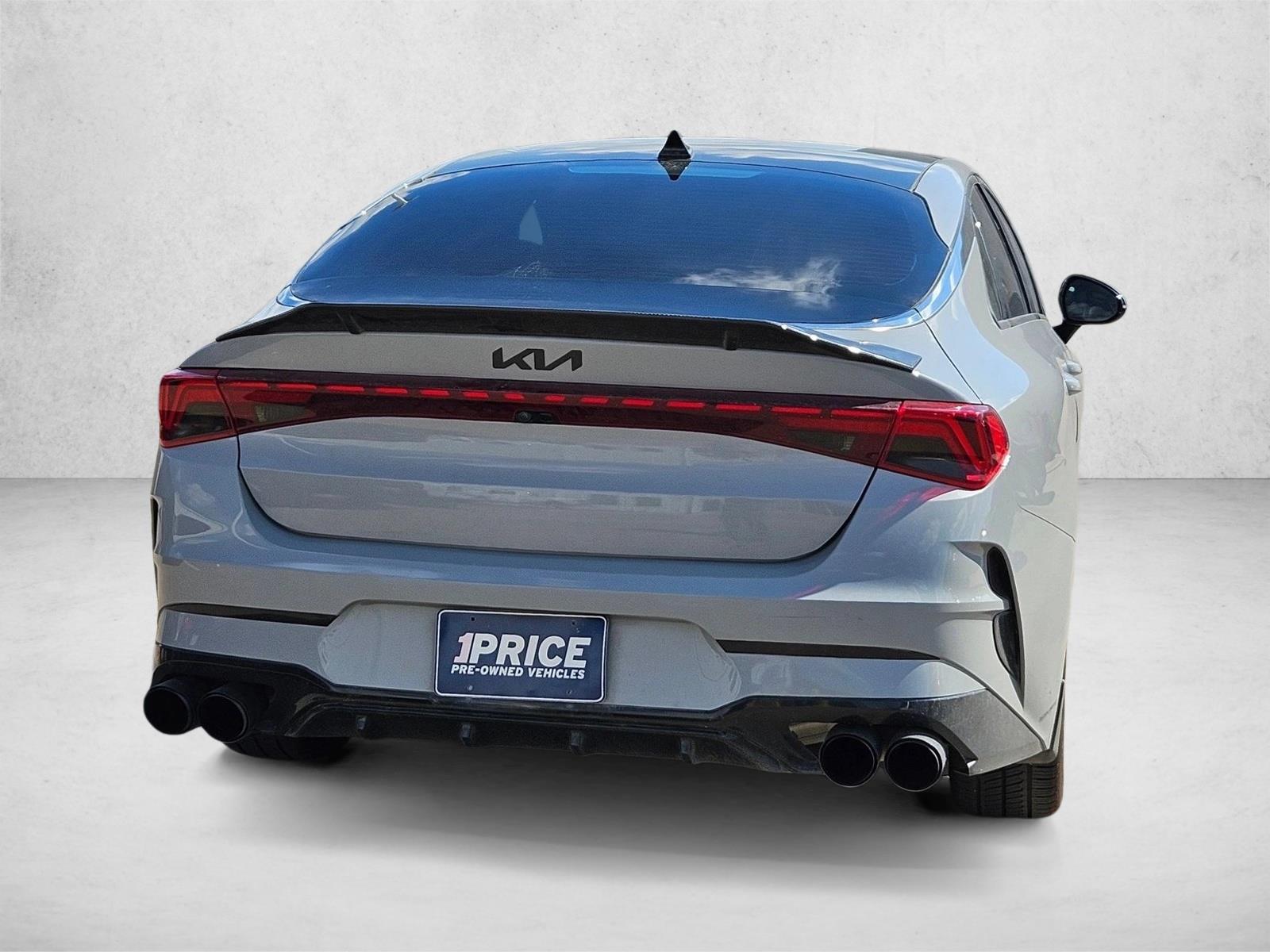2022 Kia K5 GT-Line photo 4