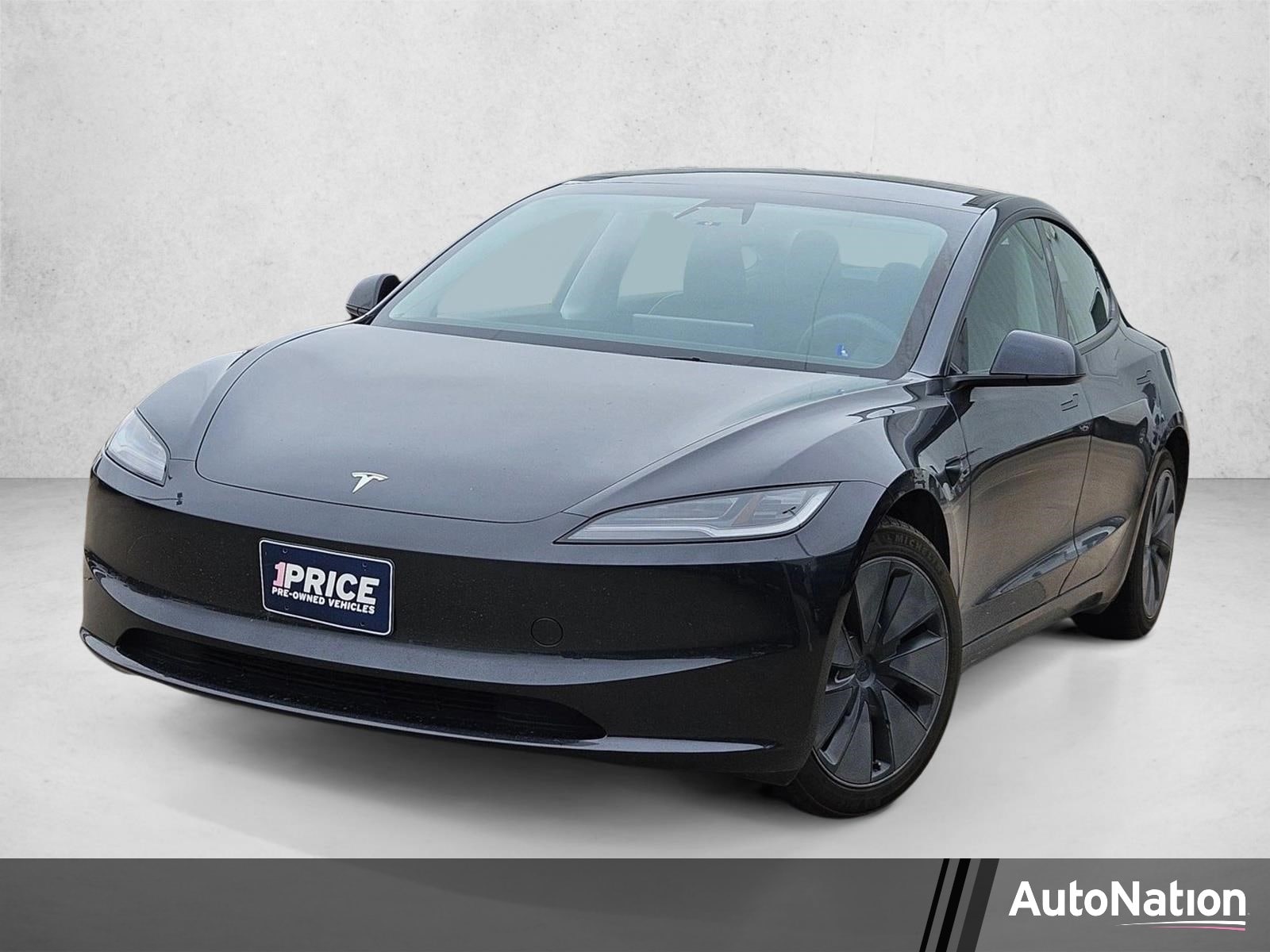 2025 Tesla Model 3 Long Range's photo