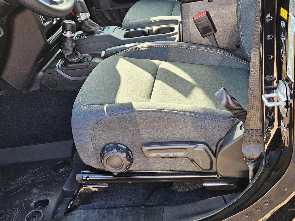 New 2026 Jeep Gladiator Sport Truck Crew Cab